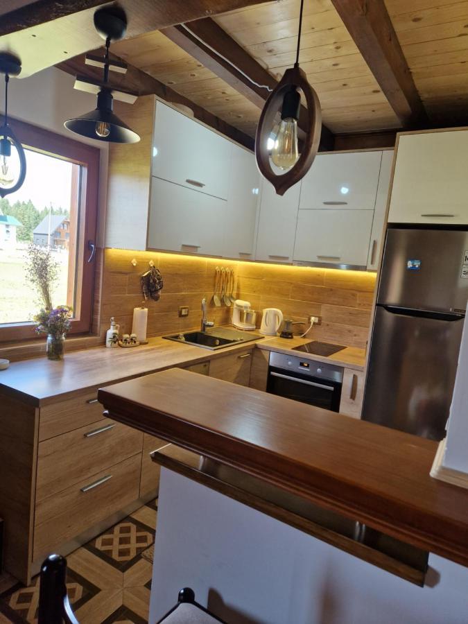 Mountain Haven Deluxe Appartement Žabljak Buitenkant foto